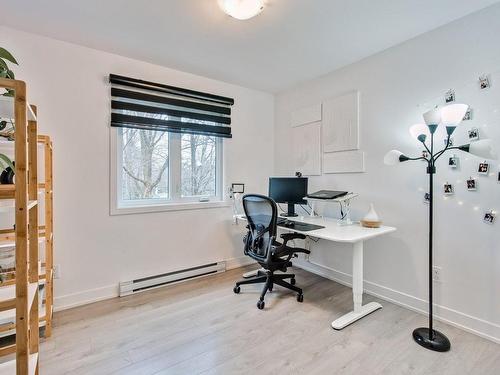 Bedroom - 96 Rue Irma-Levasseur, Gatineau (Buckingham), QC - Indoor Photo Showing Office