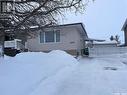 1239 Hochelaga Street W, Moose Jaw, SK  - Outdoor 