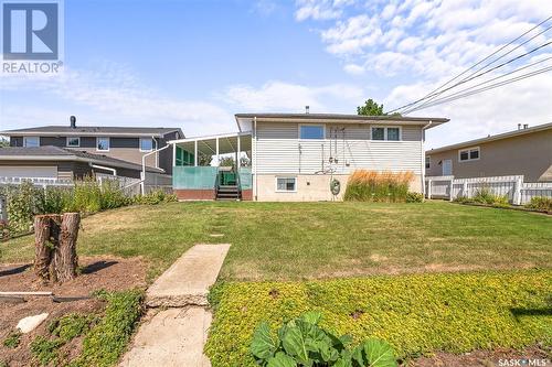 1239 Hochelaga Street W, Moose Jaw, SK - Outdoor With Deck Patio Veranda