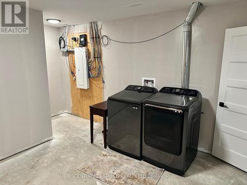 28 Portland Drive, Cornwall, ON - Indoor Photo Showing Laundry Room