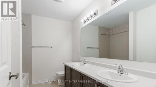 Main/Up - 3938 Koenig Road S, Burlington, ON - Indoor Photo Showing Bathroom