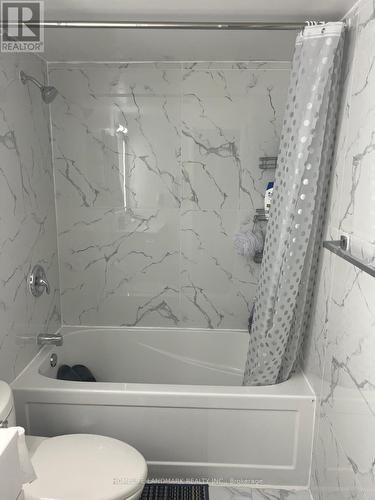 716 - 370 Dixon Road, Toronto, ON - Indoor Photo Showing Bathroom