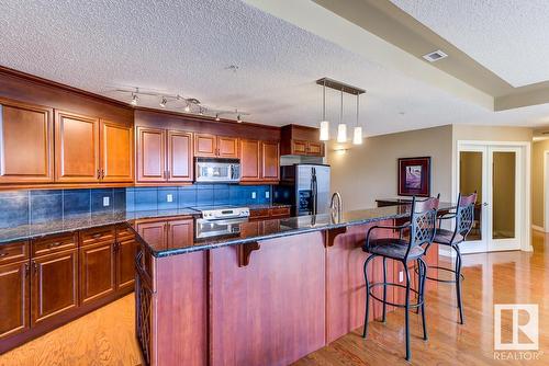 #1701 9020 Jasper Av Nw, Edmonton, AB - Indoor Photo Showing Kitchen