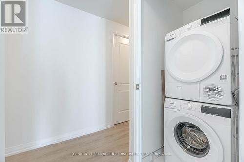 4905 - 8 Widmer Street, Toronto, ON - Indoor Photo Showing Laundry Room