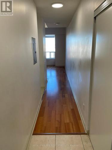 616 - 455 Rosewell Avenue, Toronto, ON - Indoor Photo Showing Other Room