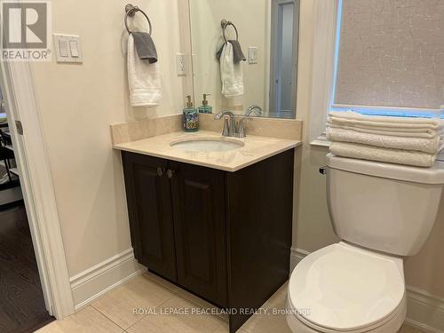 1 Br - 158 Hurst Avenue, Vaughan, ON - Indoor Photo Showing Bathroom