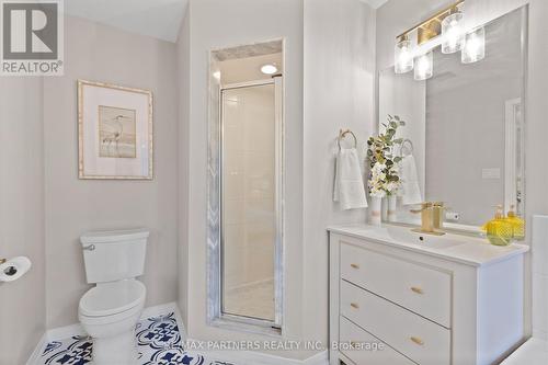 46 Dylan Street, Vaughan, ON - Indoor Photo Showing Bathroom