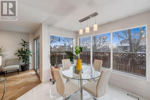 5 Mendys Forest, Aurora, ON - Indoor Photo Showing Dining Room