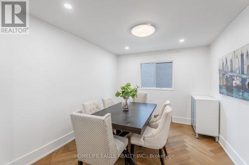 5 Mendys Forest, Aurora, ON - Indoor Photo Showing Dining Room