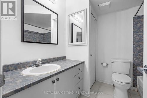 270 King Edward Avenue, Ottawa, ON - Indoor Photo Showing Bathroom