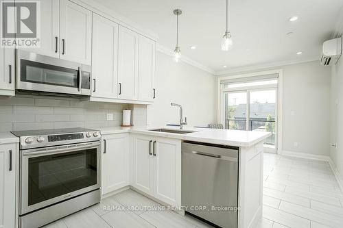 214 - 257 Millen Road, Hamilton, ON - Indoor Photo Showing Kitchen With Upgraded Kitchen