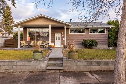 1397 Braemar Street, Kelowna, BC - Outdoor