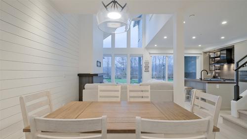 3040 Landry Crescent, Summerland, BC - Indoor Photo Showing Dining Room