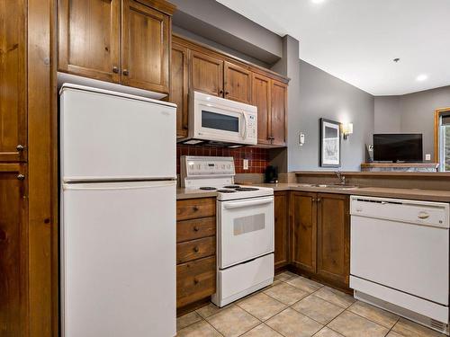 Cuisine - 338-2396 Rue Labelle, Mont-Tremblant, QC - Indoor Photo Showing Kitchen