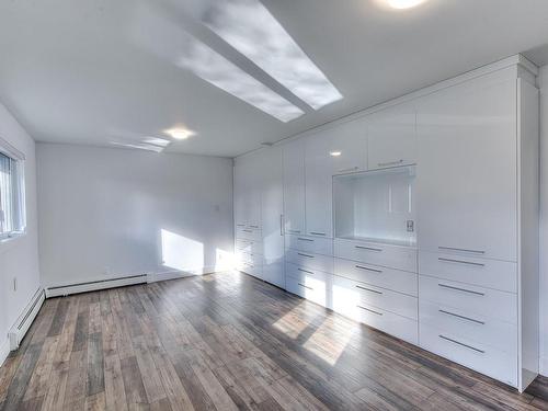 Master bedroom - 10 37E Avenue, Bois-Des-Filion, QC - Indoor Photo Showing Other Room