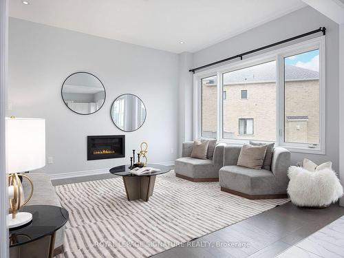 92 Woodhaven Ave, Aurora, ON - Indoor Photo Showing Living Room With Fireplace