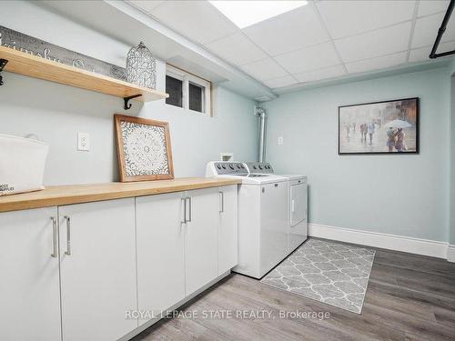 2 North Crt N, Grimsby, ON - Indoor Photo Showing Laundry Room