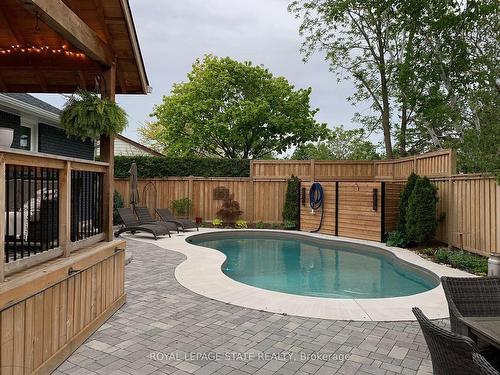 2 North Crt N, Grimsby, ON - Outdoor With In Ground Pool With Deck Patio Veranda With Backyard