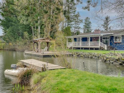 1548 Munro Rd, North Saanich, BC 