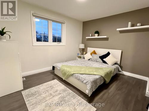 44 Athenia Court, Toronto, ON - Indoor Photo Showing Bedroom