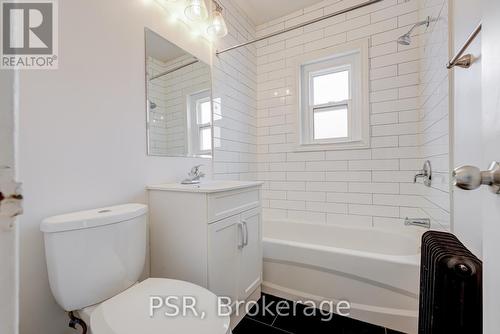 406 - 256 Sherbourne Street, Toronto, ON - Indoor Photo Showing Bathroom