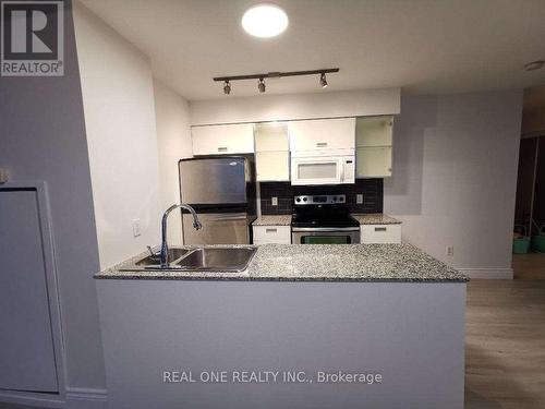 4505 - 38 Grenville Street, Toronto, ON - Indoor Photo Showing Kitchen With Double Sink