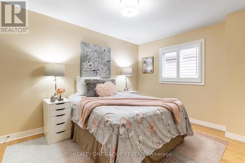 125 Ardwick Street E, Whitby, ON - Indoor Photo Showing Bedroom