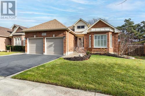 125 Ardwick Street E, Whitby, ON - Outdoor With Facade