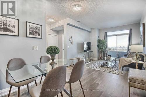 804 - 7890 Bathurst Street, Vaughan, ON - Indoor