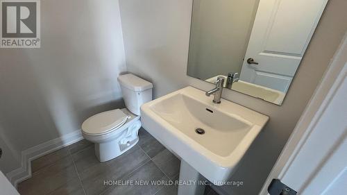 157 Seguin Street, Richmond Hill, ON - Indoor Photo Showing Bathroom