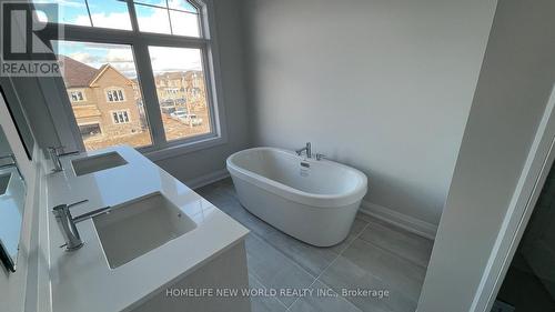 157 Seguin Street, Richmond Hill, ON - Indoor Photo Showing Bathroom