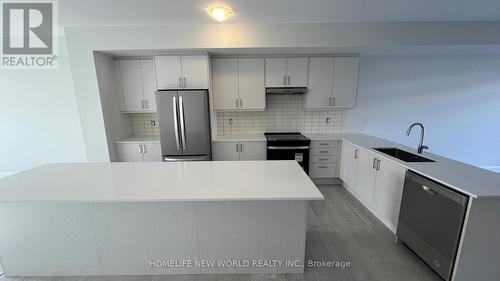 157 Seguin Street, Richmond Hill, ON - Indoor Photo Showing Kitchen With Stainless Steel Kitchen With Upgraded Kitchen