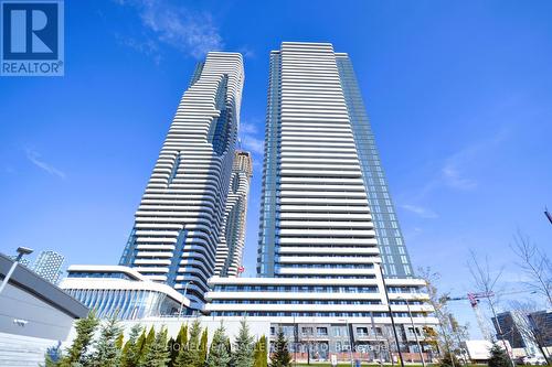 202 - 195 Commerce Street, Vaughan, ON - Outdoor With Facade