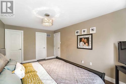 19 Mangrove Road, Brampton, ON - Indoor