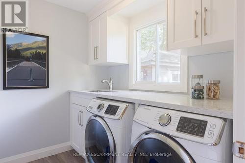 1164 Cynthia Lane, Oakville, ON - Indoor Photo Showing Laundry Room