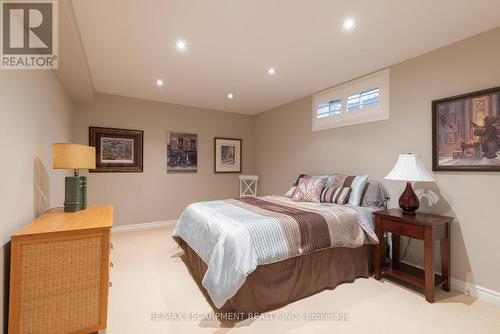 1164 Cynthia Lane, Oakville, ON - Indoor Photo Showing Bedroom