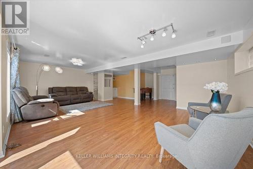 69 Goldridge Drive, Ottawa, ON - Indoor Photo Showing Living Room