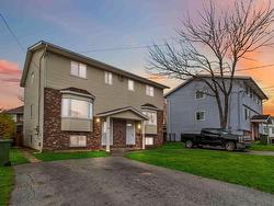 10 Malik Court  Lower Sackville, NS B4C 3V7