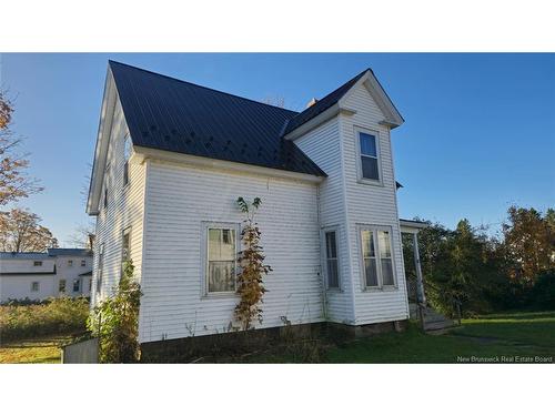 8 Buchanan St, Riverside-Albert, NB 