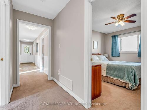 344 London Rd, Newmarket, ON - Indoor Photo Showing Bedroom