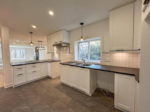 Kitchen - 138 Rue Principale, Grenville, QC - Indoor Photo Showing Kitchen With Double Sink With Upgraded Kitchen