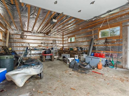 Garage - 1468 Av. Taniata, Lévis (Les Chutes-De-La-Chaudière-Est), QC - Indoor Photo Showing Garage