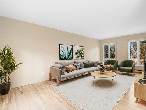 Salon - 1468 Av. Taniata, Lévis (Les Chutes-De-La-Chaudière-Est), QC - Indoor Photo Showing Living Room