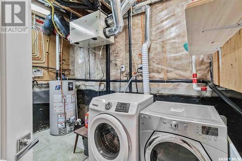 1231 Hargreaves Way, Saskatoon, SK - Indoor Photo Showing Laundry Room