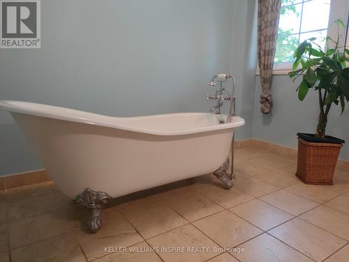 195 Prest Road, Stirling-Rawdon, ON - Indoor Photo Showing Bathroom