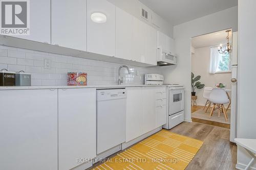 602 - 1350 York Mills Road, Toronto, ON - Indoor Photo Showing Kitchen