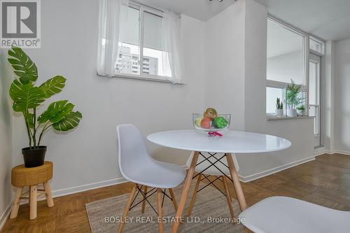 602 - 1350 York Mills Road, Toronto, ON - Indoor Photo Showing Dining Room