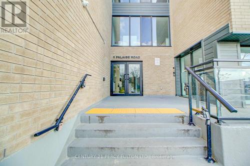 501 - 1 Falaise Road, Toronto, ON - Outdoor With Exterior