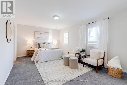 2422 Pilgrim Square, Oshawa, ON - Indoor Photo Showing Bedroom