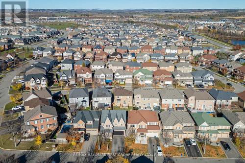 2422 Pilgrim Square, Oshawa, ON - Outdoor With View